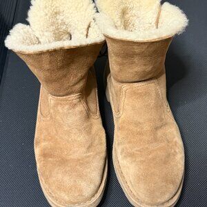 UGG Australia Naiyah Ankle Boot Tan Suede Sheepskin Lace Up Heel 1020144 Sz 7